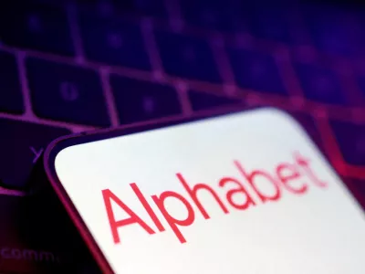FILE PHOTO: Alphabet logo is seen in this illustration created on September 18, 2025. REUTERS/Dado Ruvic/Illustration/File Photo