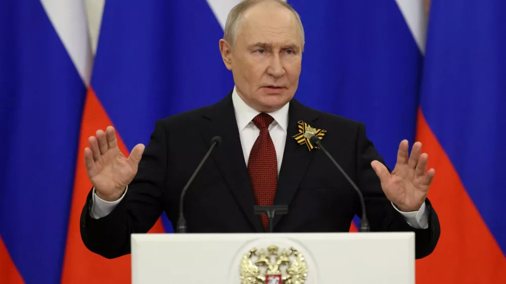 Russian President Vladimir Putin speaks during a press conference in Moscow, Russia May 9, 2026. REUTERS/Ramil Sitdikov/Pool