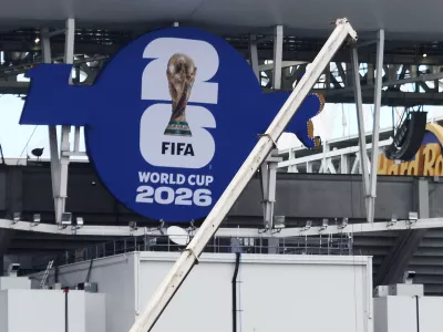 MIAMI, FLORIDA - MAY 22: The FIFA World Cup 2026 logo is seen covering the Hard Rock Stadium signage on the exterior of the stadium at Miami Stadium on May 22, 2026 in Miami, Florida. Leonardo Fernandez,Image: 1104362376, License: Rights-managed, Restrictions:, Model Release: no / Foto: Profimedia
