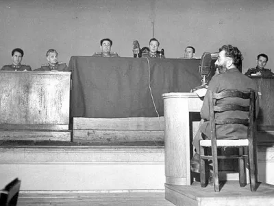 Draža Mihailović pred sodi&scaron;čem / Foto: Wikipedija