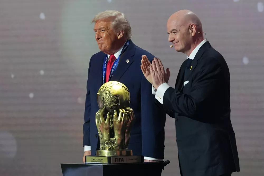 Ameri&scaron;ki predsednik Donald Trump&nbsp;je konec lanskega leta postal prvi prejemnik&nbsp;Fifine&nbsp;nagrade&nbsp;za mir​.&nbsp;/ Foto: AP