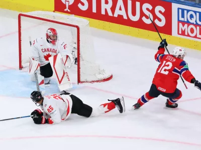 Ice Hockey - IIHF World Championships - Bronze Medal Game - Canada v Norway - Swiss Life Arena, Zurich, Switzerland - May 31, 2026 Norway's Noah Steen scores their third goal in overtime REUTERS/Denis Balibouse