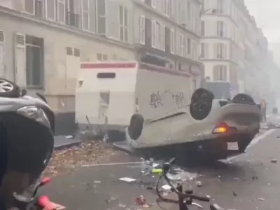 Izgredniki so pusto&scaron;ili po Parizu.