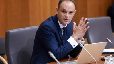 ​Tomaž Skale​01.06.2026 - predstavitev ministra za gospodarstvo, delo in športAnže LogarFoto: Tomaž Skale