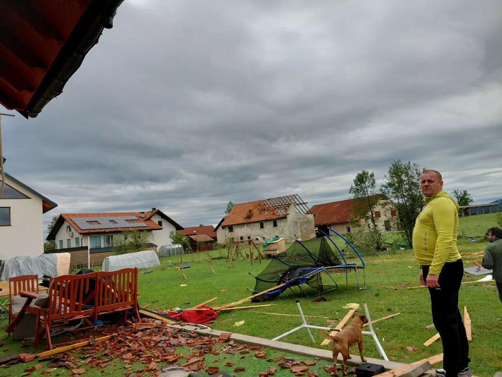 Razdejanje v Komendi