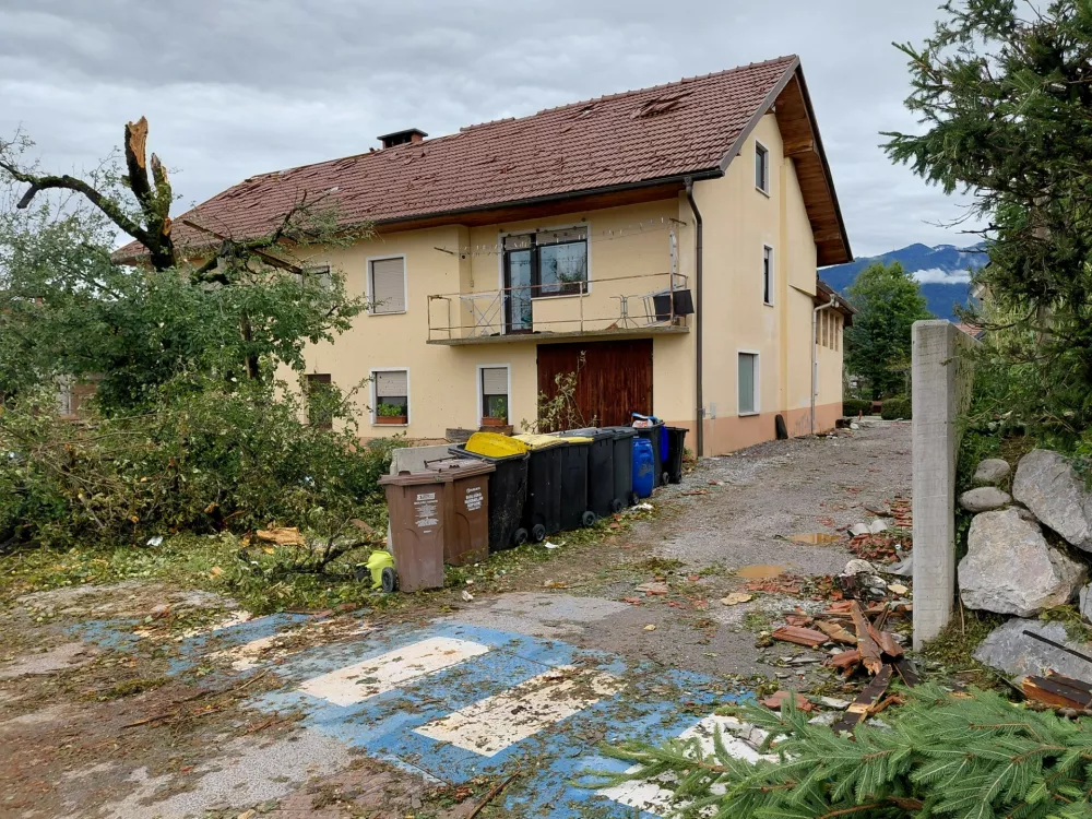 Razdejanje v Komendi