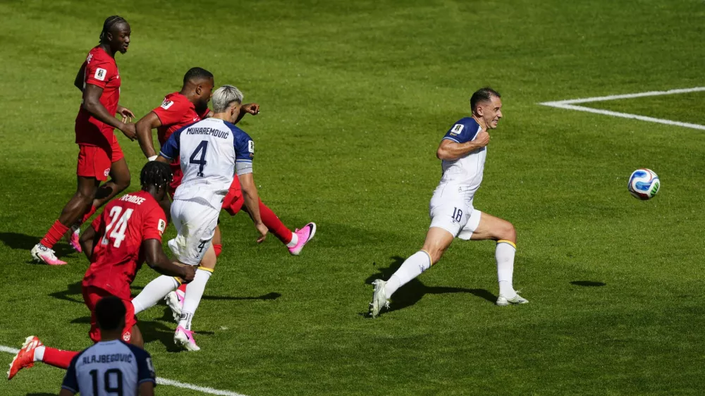 Soccer Football - FIFA World Cup 2026 - Group B - Canada v Bosnia and Herzegovina - Toronto Stadium, Toronto, Canada - June 12, 2026 Canada's Cyle Larin scores their first goal IMAGN IMAGES via Reuters/Kevin Sousa