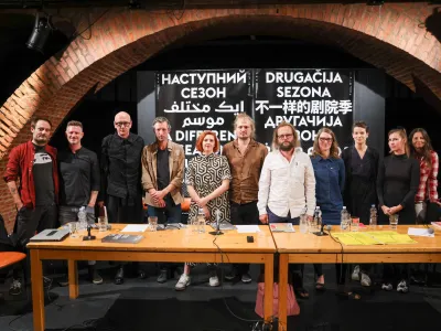 Slovensko mladinsko gledali&scaron;če, predstavitev sezone 2022/2023 v SMG