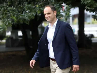 dr. Anže Logar, kandidat za predsednika republike - 04.07.2022 &ndash; Predsedni&scaron;ke volitve 2022 - novinarska konferenca s predstavitvijo kandidature poslanca SDS Anžeta Logarja za predsednika republike //FOTO: Tomaž Skale