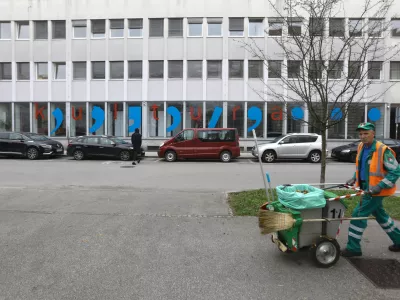 - 18.10.2022 &ndash; Ministrstvo za kulturo MZK - Maistrova ulica 10 //FOTO: Luka Cjuha