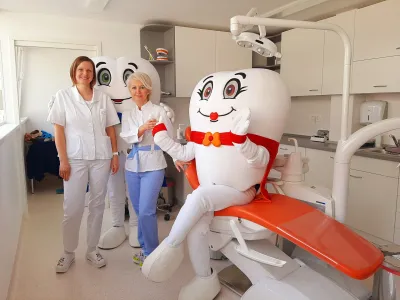 V kranjski Osnovni &scaron;oli Jakoba Aljaža so odprli vrata nove zobne ambulante.&nbsp;