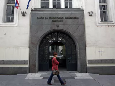 - Zavod za zdravstveno zavarovanje Slovenije (ZZZS), Miklo&scaron;ičeva cesta 24 v Ljubljani - stavba Miklo&scaron;ičeva cesta 24, - ilustrativna fotografija - //FOTO: Jaka Gasar