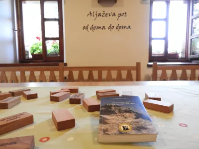 od doma do doma rojstna hi&scaron;a Jakoba aljaža / Foto: Katja Petrovec 