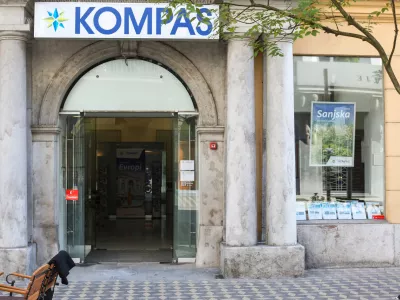 Obstaja pomembna negotovost, ki lahko vzbudi dvom o sposobnosti družbe, da nadaljuje kot delujoče podjetje, so v zadnjem javno dostopnem letnem poročilu o poslovanju za leto 2022 opozorili Kompasovi revizorji. Fotografija je simbolična. Foto: Bojan Velikonja&nbsp;