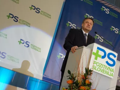 predsednik PS Zoran Jankovič- Kongres stranke Pozitivna Slovenija//FOTO: TOMAŽ ZAJEL&Scaron;NIK