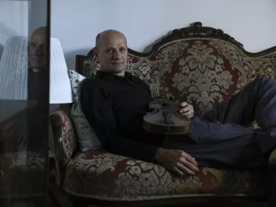 - 29.08.2024 - pisatelj, pesnik, publicist in scenarist Du&scaron;an &Scaron;arotar //FOTO: Jaka GasarOPOMBA: ZA OBJEKTIV - INTERVJU