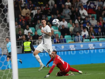 - po&scaron;kodovano in obrabljeno igri&scaron;če. 09.09.2024 9.09.2024. Nogomet Liga Narodov, Slovenija - 1. gol 09.09.2024 9.09.2024. Nogomet Liga Narodov, Slovenija - Kazahstan. Foto: Bojan Velikonja. Foto: Bojan Velikonja 