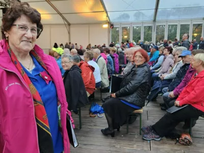 Člani Dru&scaron;tva upokoje ncev Sevnica 