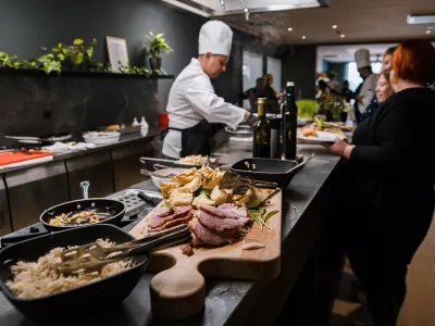 V JGZ Brdo pojasnjujejo, da povečujejo delež prihodkov iz tržne dejavnosti, iz česar se delno financirajo tudi stro&scaron;ki plač zaposlenih. Foto: JGZ Brdo