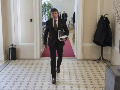 Borut Sajovic- 30.01.2024 &ndash; srečanje o dolgoročni rabi jedrske energije v Sloveniji, ki ga pripravlja predsednik vlade Robert Golob, udeležila se ga bo predsednica republike Nata&scaron;a Pirc Musar, med povabljenimi pa so tudi predsednica DZ Ur&scaron;ka Klakočar Zupančič, predsednik DS Marko Lotrič, predsedniki parlamentarnih strank ter poslanca madžarske in italijanske narodne skupnosti //FOTO: Jaka Gasar