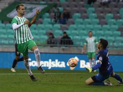 Mustafa Nukič (levo), Jan Koprivec- 01.10.2022 &ndash; nogomet - Olimpija: CB24 Tabor Sežana, Prva liga Telemacha, 11. krog: //FOTO: Luka Cjuha
