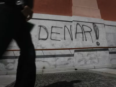 - ilustrativna fotografija - grafiti - DENAR/FOTO: Matej Pov&scaron;eOPOMBA: ZA OBJAVO V ČASOPISU DNEVNIK