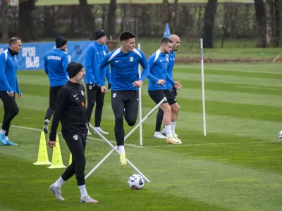 Benjamin &Scaron;e&scaron;ko12.11. 2024 Trening nogometne reprezentance Slovenije na pripravah za tekmi z Norve&scaron;ko in Avstrijo.FOTO: Nik Erik Neubauer
