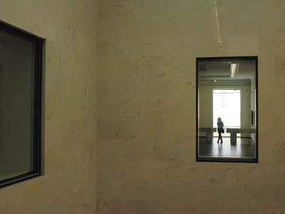 Ilustrativna fotografija, Praga, Leopoldov muzej, osamljenost, depresija, kultura//FOTO: Bojan Velikonja