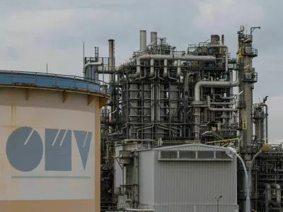 Ruski Gazprom je v soboto ustavil dobave zemeljskega plina avstrijski energetski družbi OMV. &raquo;Prekinitev ruskih dobav za OMV ne vpliva na razmere v Sloveniji, prenos plina prek vseh povezovalnih točk s sosednjimi državami poteka brez posebnosti,&laquo; pomirja družba Plinovodi. Foto: Reuters