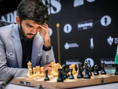 Guke&scaron; Domaradžu ima vsega 18 let, a se mu ponuja priložnost, da postane &scaron;ahovski svetovni prvak. Foto:&nbsp;Walusza Fotografia