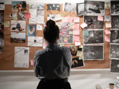 Preiskovalci imajo danes na voljo &scaron;tevilna orodja za odkrivanje storilcev. / Foto: Istock