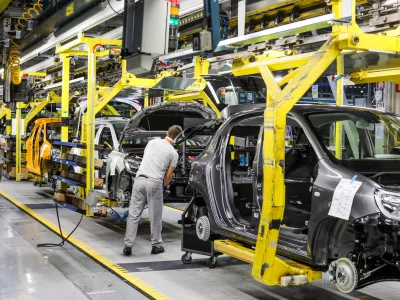 Renault Twingo...- 04.06.2020 - REVOZ d.d., podjetje za proizvodnjo in komercializacijo avtomobilov Novo mesto &ndash; proizvodnja renaultovih modelov clio in twingo ter električnega smart forfour EQ..//FOTOBojan Velikonja.OPOMBAINTERVJU OBJEKTIV 2020