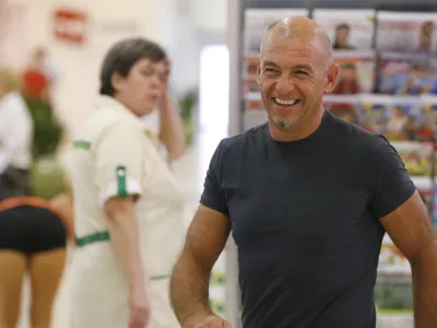 lastnik podjetja Engrotu&scaron; Mirko Tu&scaron;, -- otvoritev - trgovski center TU&Scaron; Ljubljana v BTC- - neto povr&scaron;ina okoli 10 tisoč kvadratnih metrov, poleg Engrotu&scaron;eve trgovine je v centru &scaron;e 21 trgovskih, storitvenih in gostinskih lokalov//FOTO: Bojan Velikonja  OPOMBA: ZA OBJAVO V ČASOPISU DNEVNIK