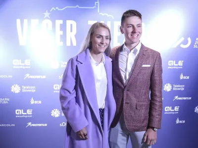 zaročenka Tadeja Pogačarja in kolesarka Ur&scaron;ka Žigart, kolesar leta 2022 Tadej Pogačar<br><br>- 16.11.2022 - Večer zvezd 2022 - podelitev priznanj Kolesar leta 2022, najbolj&scaron;im kolesarjem v organizaciji KZS - Kolesarska zveza Slovenije<br> <br>//FOTO: Jaka Gasar