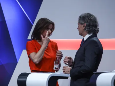 predsednica SD Tanja Fajon predsednik Gibanje Svoboda dr. Robert Golob- 28.03.2022 &ndash; Parlamentarne volitve 2022 &ndash; televizijsko soočenje predsednikov parlamentarnih strank na POP TV //FOTO: Luka Cjuha