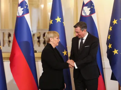 dosedanji predsednik republike Borut Pahornova predsednica republike Nata&scaron;a Pirc Musar- 23.12.2022 - primopredaja poslov med odhajajočim predsednikom republike Borutom Pahorjem in novo predsednico republike Nata&scaron;o Pirc Musar. //FOTO: Bojan Velikonja