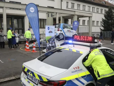 - 07.03.2023 &ndash; Policija in AVP - preventivna akcija policije in Agencije za varnost prometa glede uporabe varnostnega pasu -&raquo;Varnostni pas varuje vas / Red je vedno pas pripet&laquo; - //FOTO: Jaka Gasar